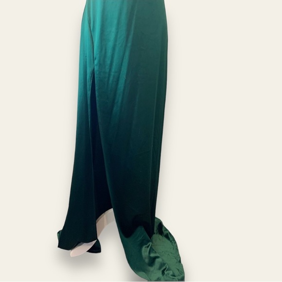 Forest Green Maxi One Shoulder Dress - Picture 4 of 13